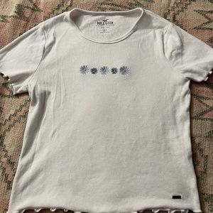 Hollister flower lettuce trim shirt medium